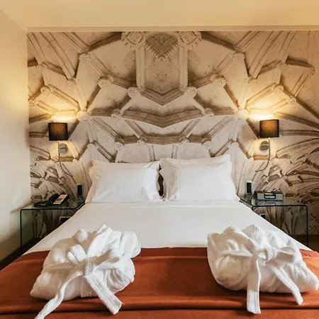 Marques De Pombal Готель