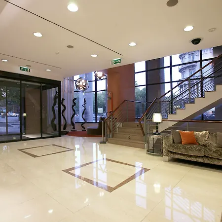 Готель Marques De Pombal