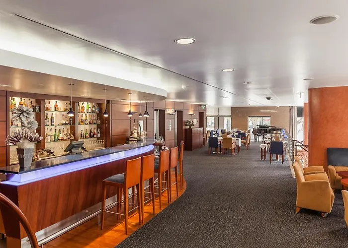 Отель Marques De Pombal