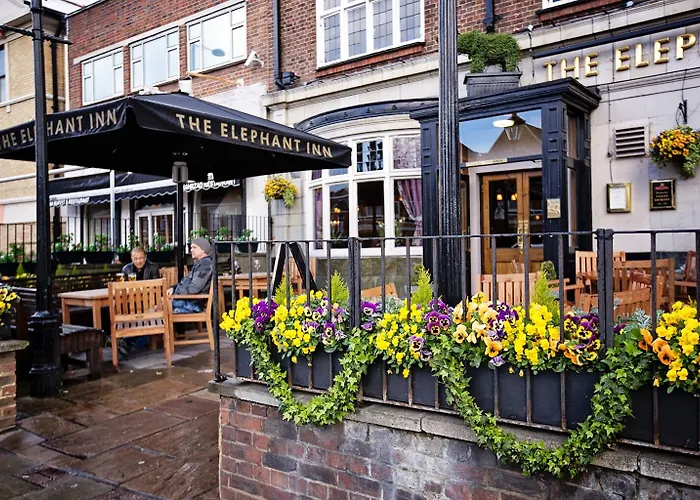 Marques De Pombal Отель