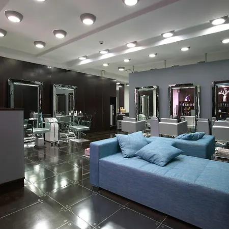 Hotel Marques De Pombal 4*