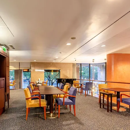 Marques De Pombal Отель