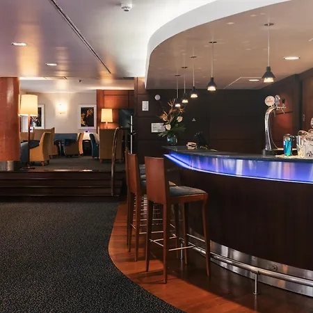 尔克斯庞巴尔酒店 酒店