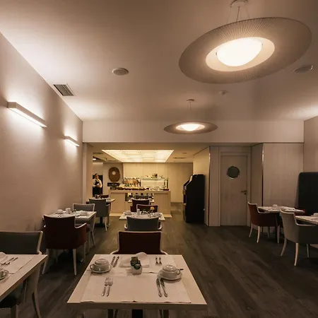 尔克斯庞巴尔酒店 4* Lisboa