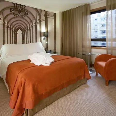 Hotel Marques De Pombal 4*
